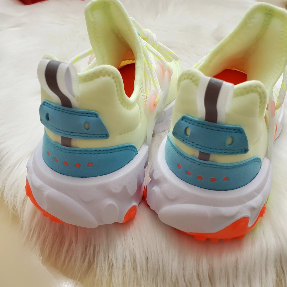 Nike React Presto - Picture 5 of 8